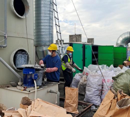 喷淋塔清洗更换过滤球